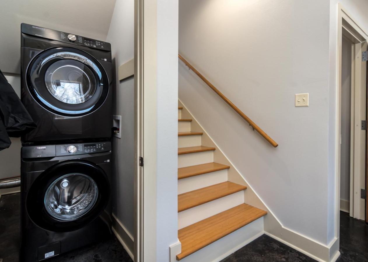 Amazing Downtown Location For Groups! Villa Little Rock Bagian luar foto