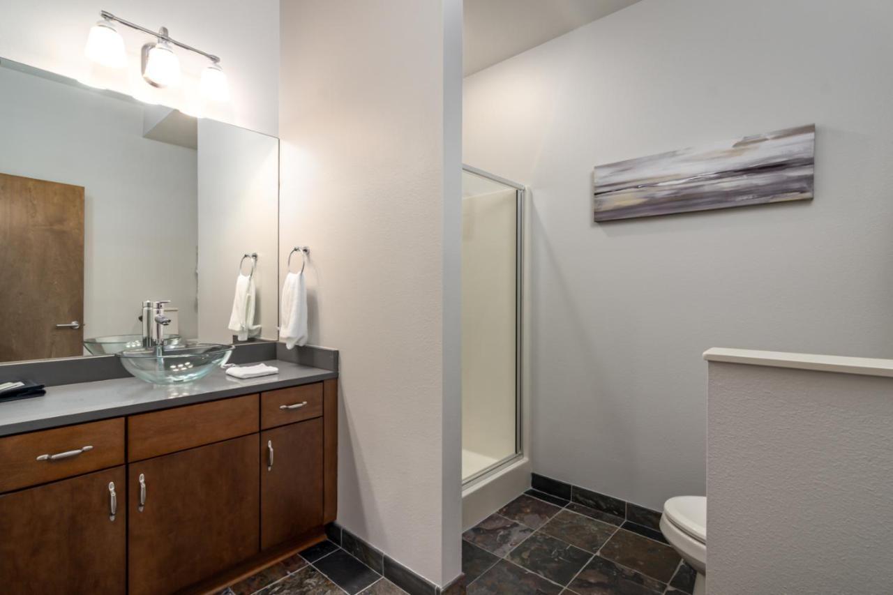 Amazing Downtown Location For Groups! Villa Little Rock Bagian luar foto